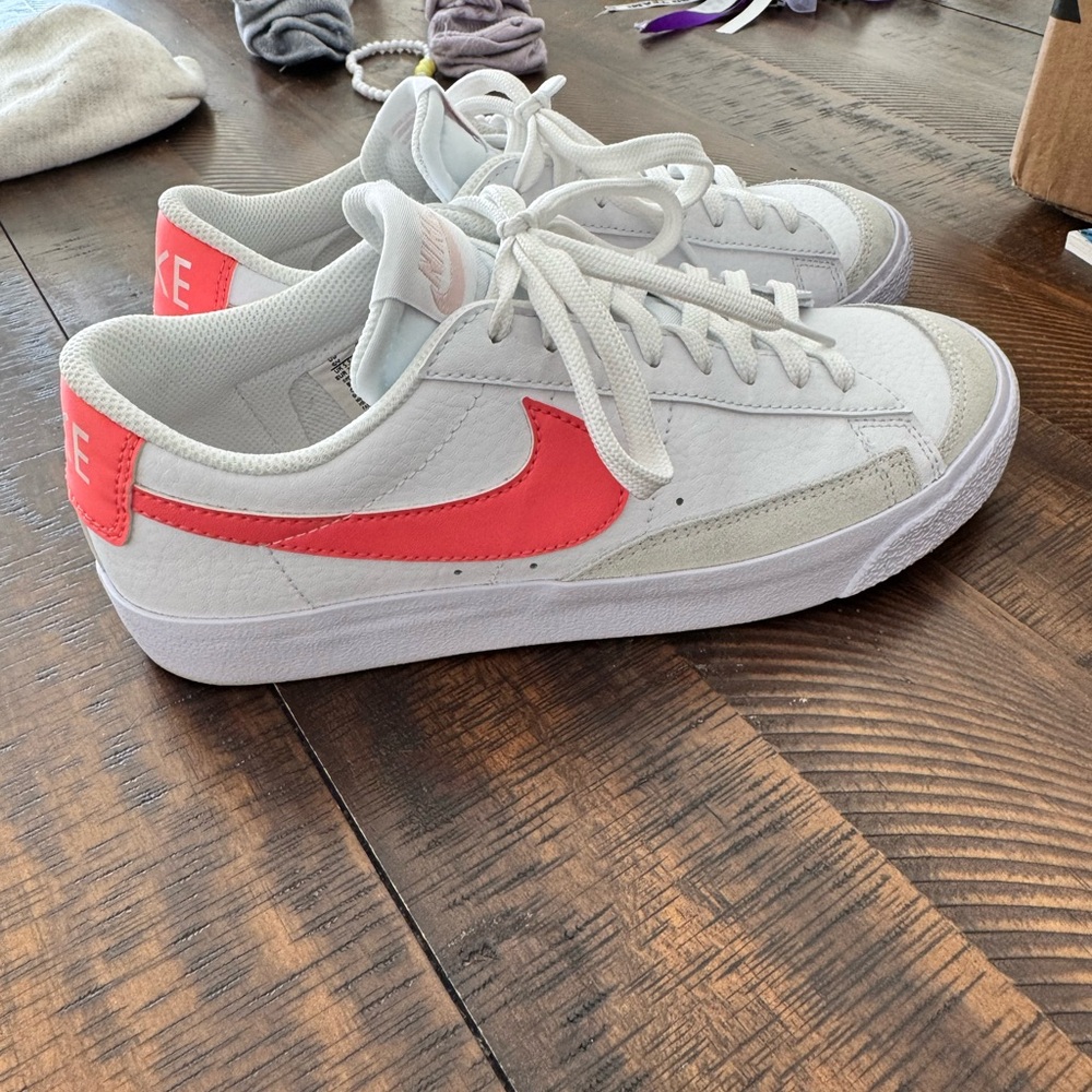 Nike White and Coral Sneakers